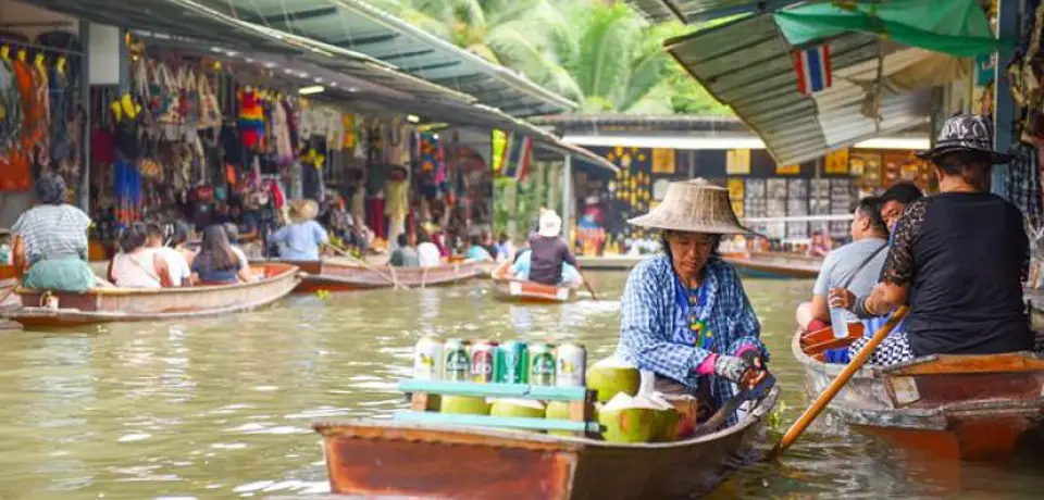 6449726d-5337-421f-b518-bca20eb0830a-Damnoen-Floating-Market-tour.jpg