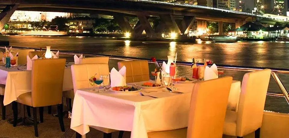 a1a043a1-4a95-454b-b801-d496734d3a16-chao-phraya-princess-dinner-cruise-table-l.jpg